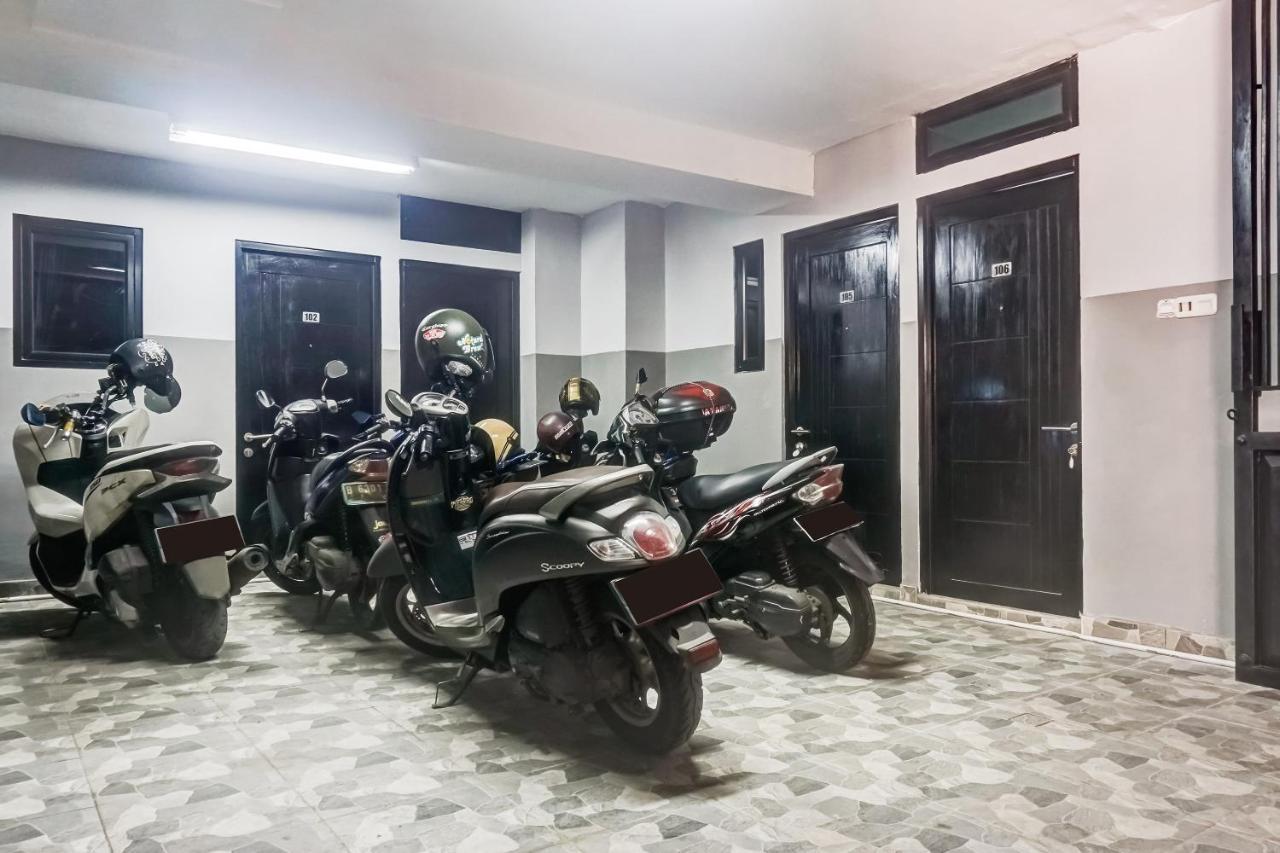 Collection O 91131 New V1 Hotel Jakarta Ngoại thất bức ảnh
